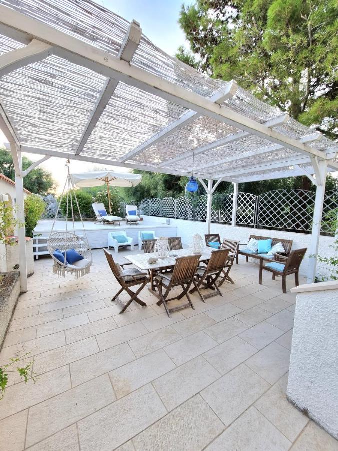 Vista Mare Su Tre Piani Con Giardino Falerna Exterior foto